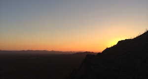 Tucson-Arizona-Gates-Pass-sunset-Illingworth-Flight-Centre